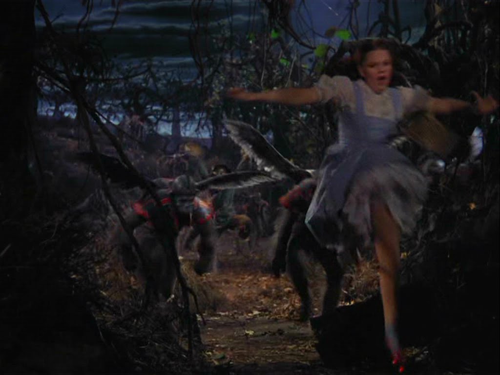 wizard_of_oz_1180_monkeys_chasing_dorothy