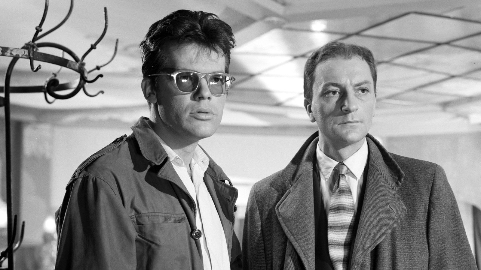 Zbigniew Cybulski,  Adam Pawlikowski